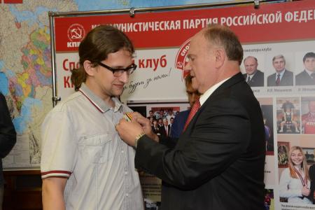Г.А. Зюганов вручил награды спортсменам из клуба КПРФ