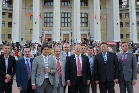 «Славим живое русское слово». Видеорепортаж КПРФ.ТВ об акциях КПРФ в День русского языка в Москве