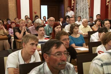 Тульская область. Депутат Госдумы от КПРФ Олег Лебедев провел экологические общественные слушания