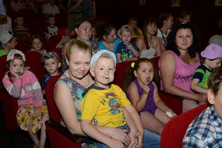 В России стартовал благотворительный марафон КПРФ «Депутаты-коммунисты – детям»
