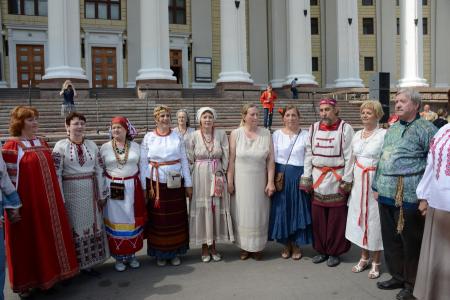 «Славим живое русское слово». Видеорепортаж КПРФ.ТВ об акциях КПРФ в День русского языка в Москве