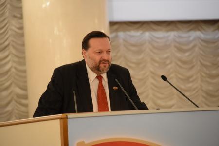 В борьбе за интересы народа. Доклад Г.А. Зюганова на Всероссийском съезде депутатов-коммунистов и сторонников партии
