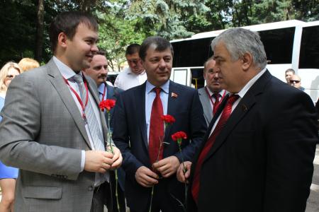 Семинар-совещание партийного актива КПРФ в Железноводске 1 июня. Фоторепортаж Светланы Жихаревой
