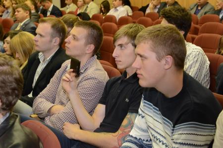 Г.А. Зюганов принял участие в работе VI Пленума ЦК ЛКСМ РФ