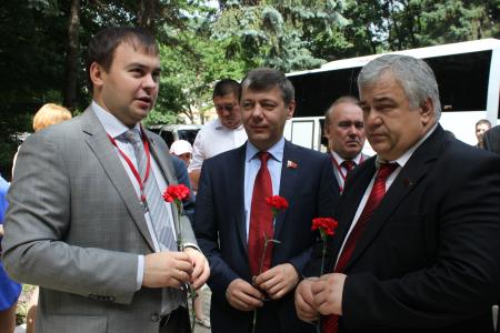 Семинар-совещание партийного актива КПРФ в Железноводске 1 июня. Фоторепортаж Светланы Жихаревой
