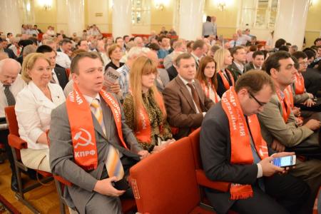В борьбе за интересы народа. Доклад Г.А. Зюганова на Всероссийском съезде депутатов-коммунистов и сторонников партии