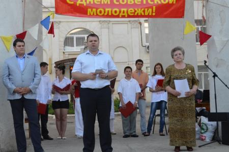 В День советской молодёжи коммунисты, комсомольцы и пионеры Тулы провели концерты и конкурсы
