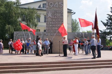 "Советский народ сражался, чтобы дать возможность новым поколениям жить в согласии". Коммунисты Тюмени провели мероприятия, посвященные Дню памяти и скорби