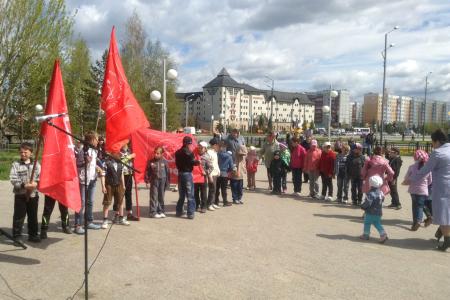 Тюменская область. Активисты КПРФ провели для детей веселые старты