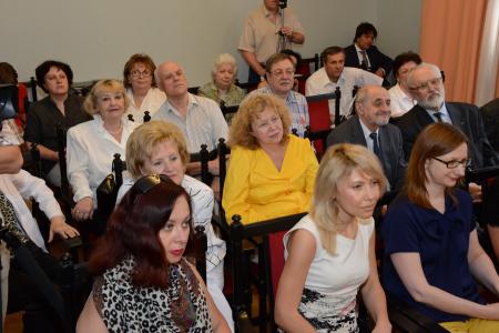Г.А. Зюганов: «Я еще раз убедился, как много у нас талантливых людей». Лидер КПРФ посетил Государственный специализированный институт искусств в Москве