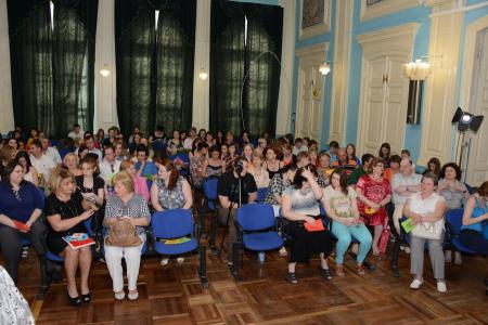 В Международный день защиты детей Н.А. Останина посетила столичный Педагогический колледж им. К.Д.Ушинского