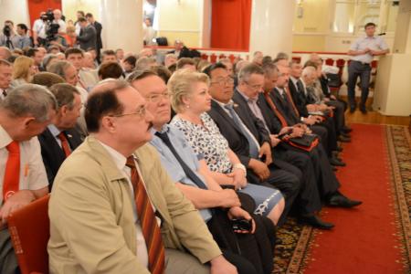 В борьбе за интересы народа. Доклад Г.А. Зюганова на Всероссийском съезде депутатов-коммунистов и сторонников партии
