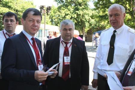 Представители партийных отделений Юга России приняли участие в «Пушкинских днях на Северном Кавказе» и обсудили задачи по выполнению решений XV съезда КПРФ   