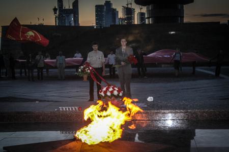 Московские комсомольцы почтили память погибших в Великой Отечественной войне