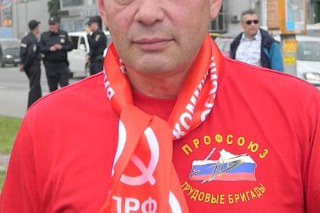 Калининградская область. «Автотор – холдинг беспредела?». Коммунисты выступили в поддержку уволенных с автосборочного завода профсоюзных активистов