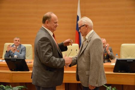 Г.А. Зюганов: Мы собрали необходимое число подписей за отставку правительства