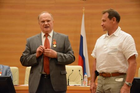 Г.А. Зюганов: Мы собрали необходимое число подписей за отставку правительства