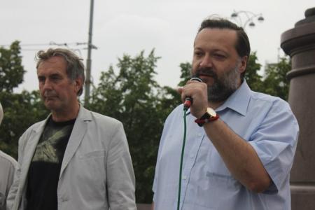 Ученые Уральского отделения РАН вышли на протестный митинг