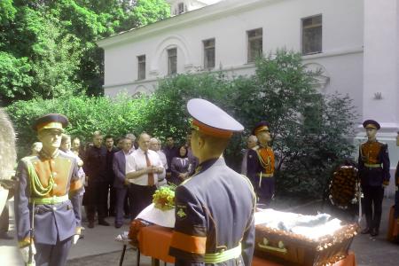 Г.А.Зюганов почтил память великого русского поэта Егора Исаева