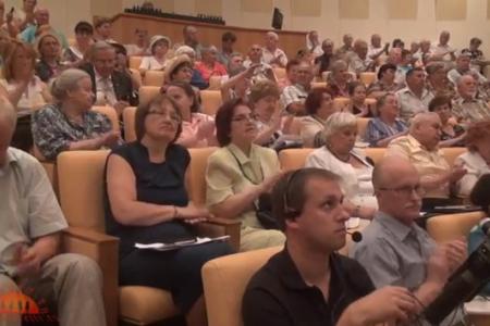 В.И. Кашин: Сегодня главная задача депутатов всех уровней - обратить внимание на героическое поколение детей военных лет, помочь им обрести достойную жизнь