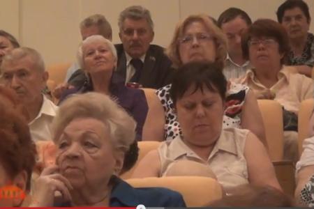 В.И. Кашин: Сегодня главная задача депутатов всех уровней - обратить внимание на героическое поколение детей военных лет, помочь им обрести достойную жизнь