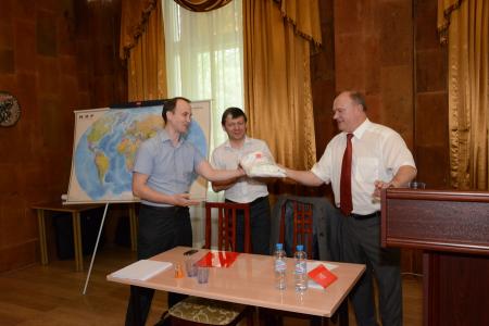 Учиться, учиться и еще раз учиться. Г.А. Зюганов провел встречу с молодыми пропагандистами партии