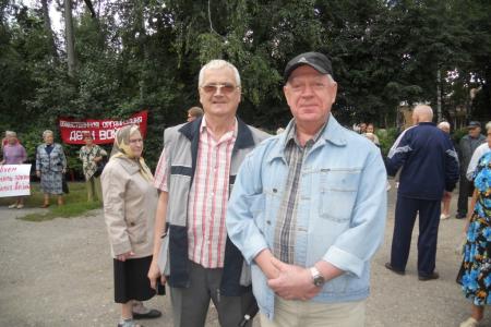 Пенза. Митинг в рамках всероссийской акции за отставку правительства Медведева и за немедленное принятие закона "О детях войны"
