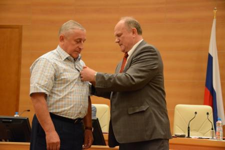 Г.А. Зюганов: Мы собрали необходимое число подписей за отставку правительства