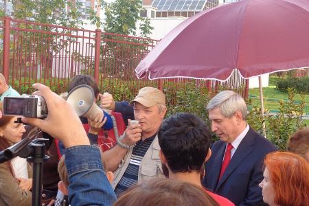 Иван Мельников на встрече с москвичами: «Имея полномочия Мэра, можно решить все городские проблемы»