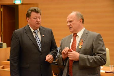 Г.А. Зюганов: Мы собрали необходимое число подписей за отставку правительства