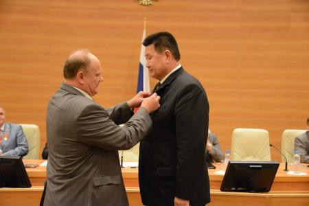 Г.А. Зюганов: Мы собрали необходимое число подписей за отставку правительства