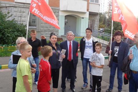 Иван Мельников на встрече с москвичами: «Имея полномочия Мэра, можно решить все городские проблемы»