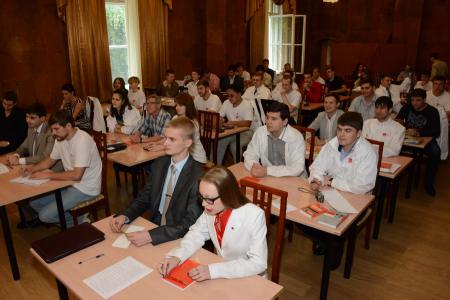 Учиться, учиться и еще раз учиться. Г.А. Зюганов провел встречу с молодыми пропагандистами партии