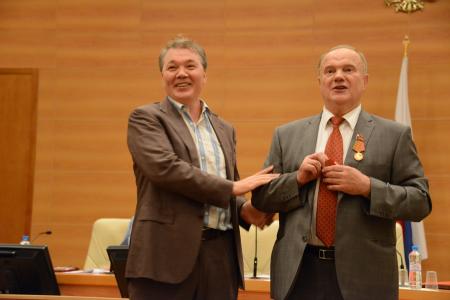 Г.А. Зюганов: Мы собрали необходимое число подписей за отставку правительства