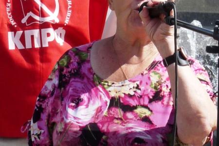 Саратовцы требуют отставки правительства Медведева