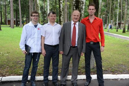 Учиться, учиться и еще раз учиться. Г.А. Зюганов провел встречу с молодыми пропагандистами партии