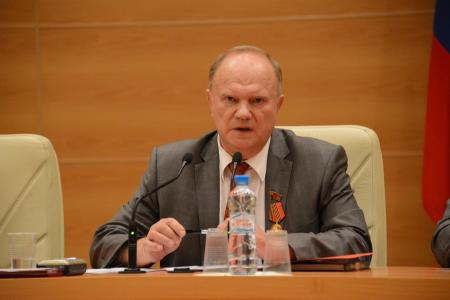 Г.А. Зюганов: Мы собрали необходимое число подписей за отставку правительства
