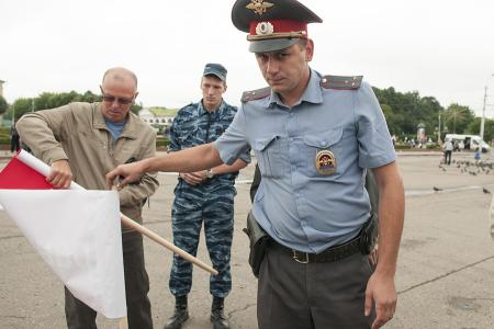 В Костроме пикет за отставку Правительства закончился задержаниями участников