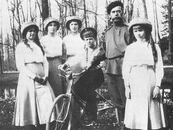 Следователь В.Н.Соловьев - «Правде»: Ленин не причастен к расстрелу царской семьи. В годовщину екатеринбургских событий 1918 года восстанавливается историческая правда