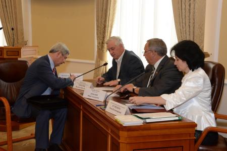 И.И. Мельников преодолел «муниципальный фильтр» и сдал в Мосгоризбирком полный пакет документов