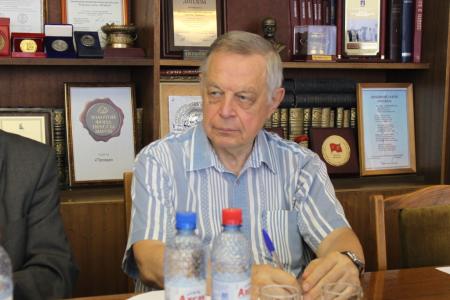 СКП-КПСС провел в Москве «круглый стол», посвященный 110-летию большевизма