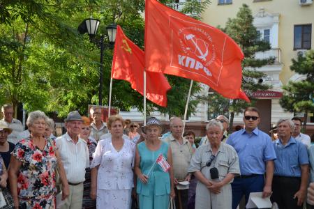 Астрахань. «Детям войны» - достойную жизнь! Правительство – в отставку!