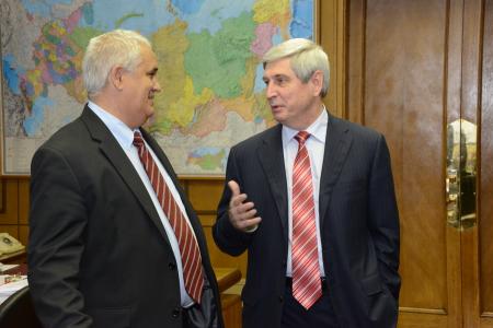 И.И. Мельников встретился с делегацией молодых руководителей общественных организаций Кубы