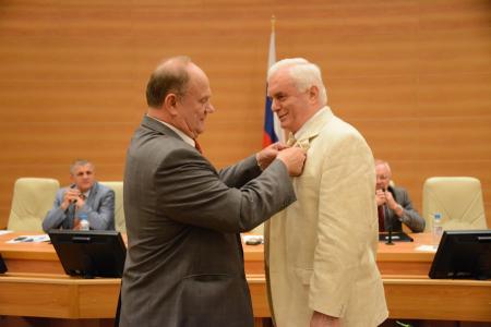 Г.А. Зюганов: Мы собрали необходимое число подписей за отставку правительства