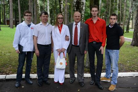 Учиться, учиться и еще раз учиться. Г.А. Зюганов провел встречу с молодыми пропагандистами партии