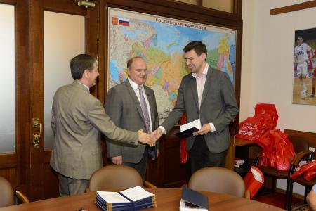 Г.А. Зюганов вручил дипломы выпускникам Центра политической учебы при ЦК КПРФ