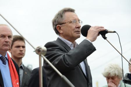 КПРФ.ТВ. Г.А. Зюганов на митинге в Москве: «Сегодня речь идет не просто об отставке правительства, речь идет о судьбе страны!»