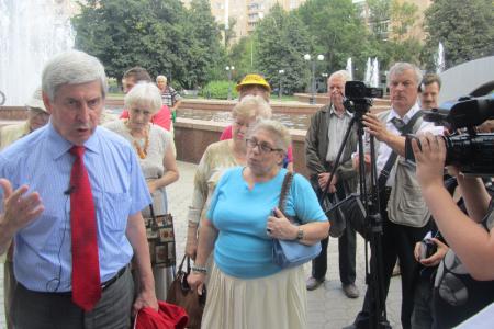 Иван Мельников: «Власть сейчас – не власть народа и не власть для народа»