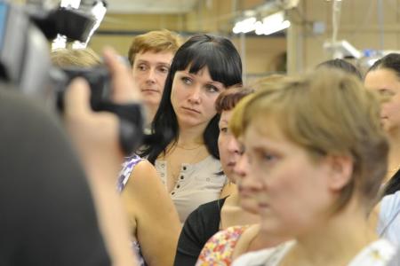Иван Мельников на встрече с коллективом «Большевички»: «Такие предприятия нужно всемерно поддерживать!»