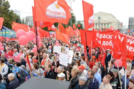 КПРФ.ТВ. Г.А. Зюганов на митинге в Москве: «Сегодня речь идет не просто об отставке правительства, речь идет о судьбе страны!»
